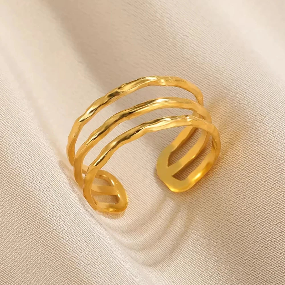 GeoLuxe Ring