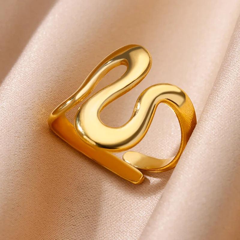 GeoLuxe Ring