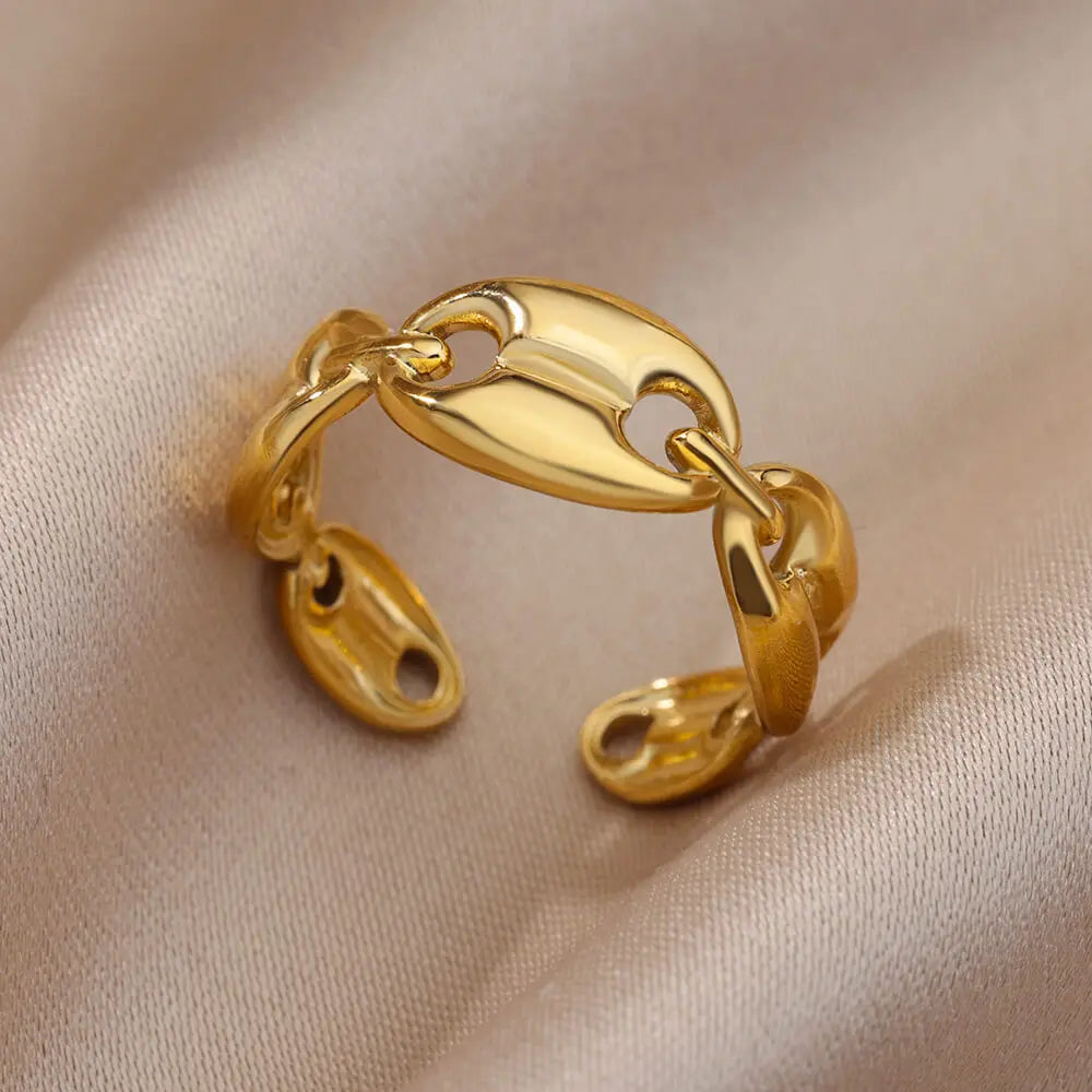 GeoLuxe Ring